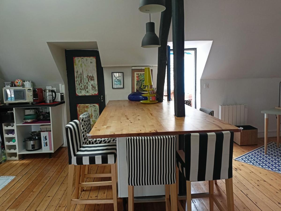 Appartement Cosy Et Chaleureux Saint-Arnoult-en-Yvelines Luaran gambar