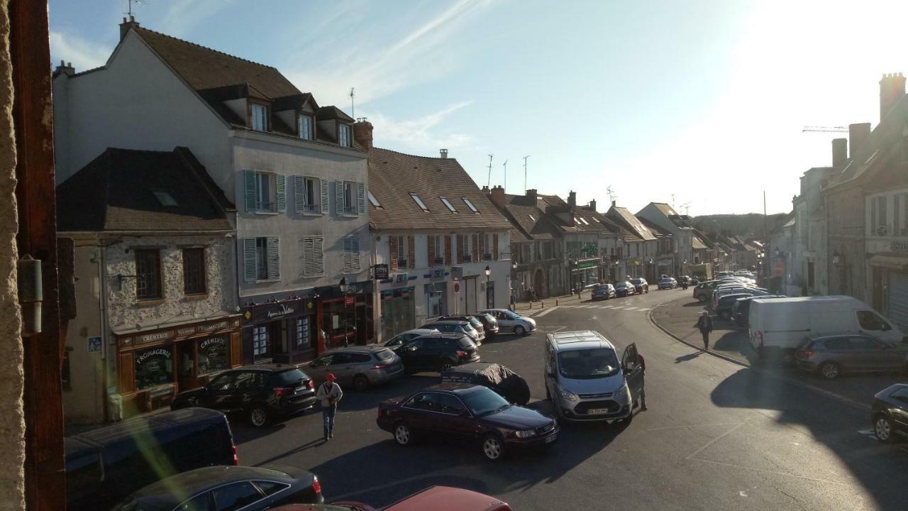 Appartement Cosy Et Chaleureux Saint-Arnoult-en-Yvelines Luaran gambar